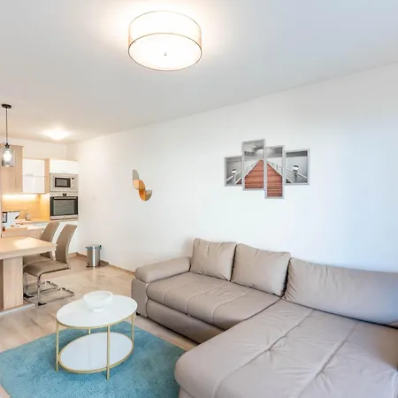 Sunset 107 Фоньод